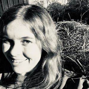 Meet your Posher, Anna gayle